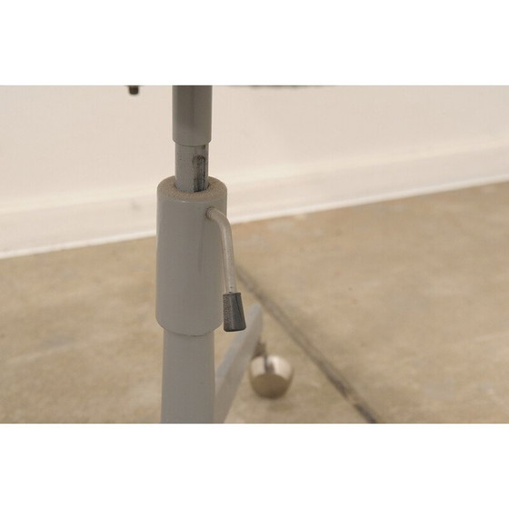 Image 1 of Chaise pivotante vintage en plastique et en fer pour Kovona, Tchécoslovaquie 950