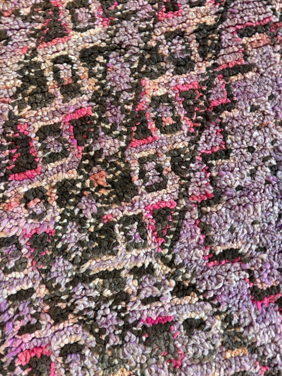 Image 1 of Werda - Tapis marocain en laine violet et rose