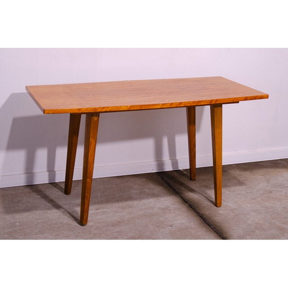 Image 1 of Table basse vintage en hêtre par František Jirák pour Tatra Nábytok, Tchécoslovaquie 1960