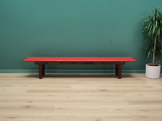 Image 1 of Banc en cuir écologique rouge, design danois, 1990S, production : Danemark