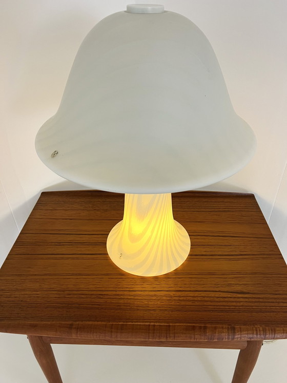 Image 1 of Peil & Putzler - Lampe de table à champignon zébré '70