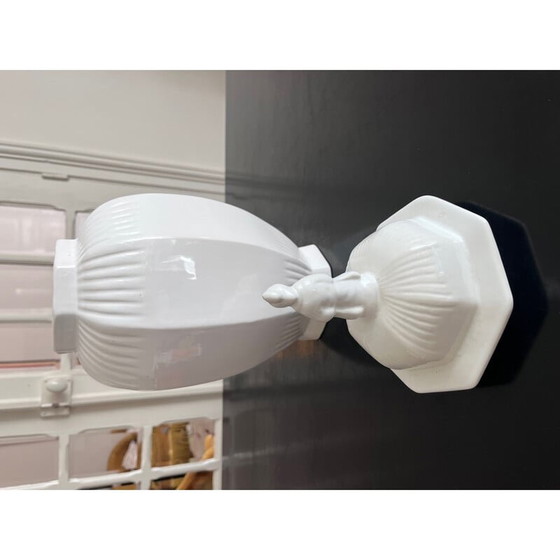 Image 1 of Urne Pompadour vintage en porcelaine de Saint Clément, 1950