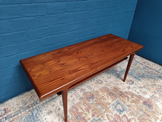 Image 1 of Table basse vintage en teck
