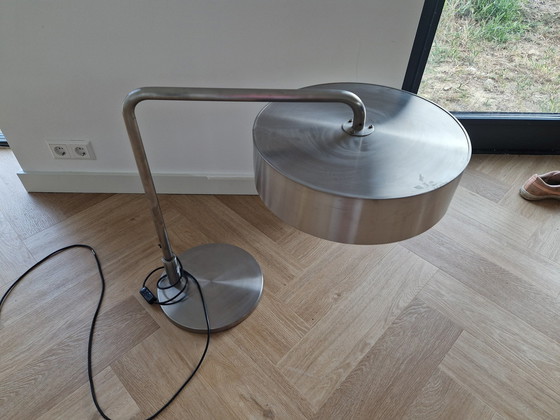 Image 1 of Très grande lampe de table lourde à vendre - Acier inoxydable chromé - 65 Cm