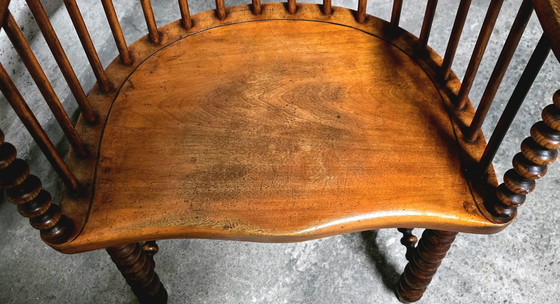 Image 1 of Fauteuil Haut Darvel Ecosse Xixeme Siècle