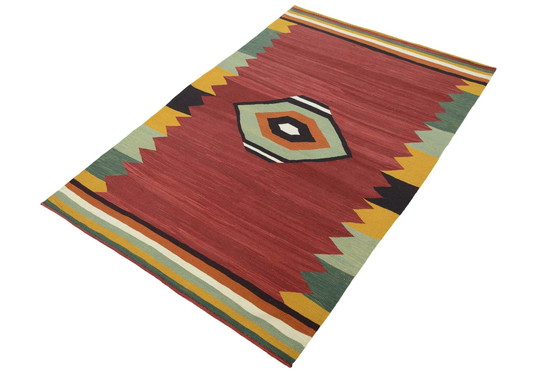 Image 1 of Kilim Fars tissé à la main en laine - 197 X 138 cm