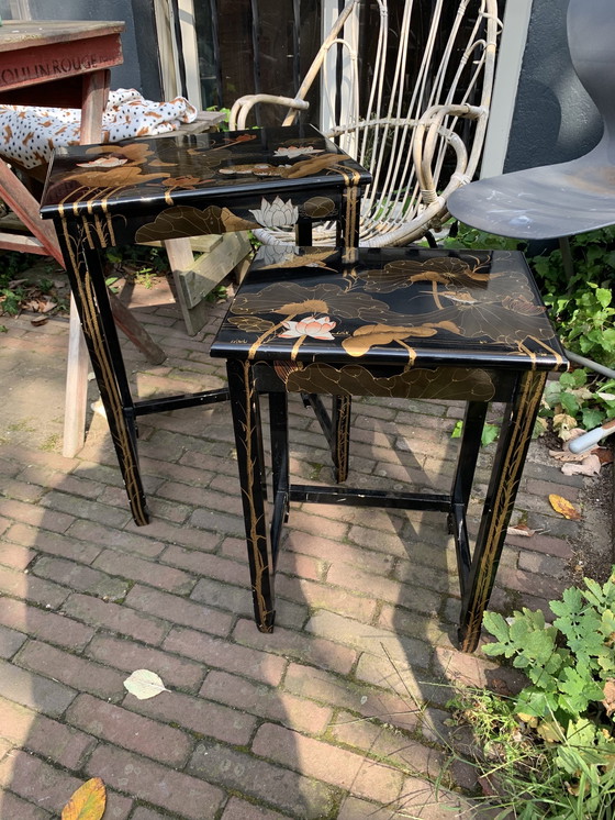 Image 1 of Tables anciennes en laque japonaise