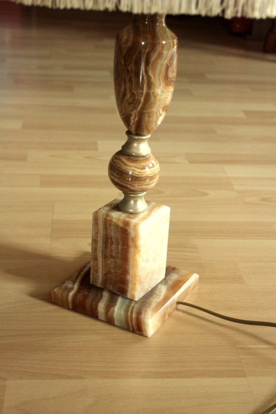 Image 1 of Vintage Grande lampe de salon Lampe de table Sur pied en onyx