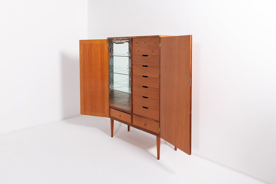 Image 1 of Spectaculaire armoire moderne scandinave des années 1960