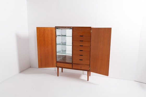Image 1 of Spectaculaire armoire moderne scandinave des années 1960