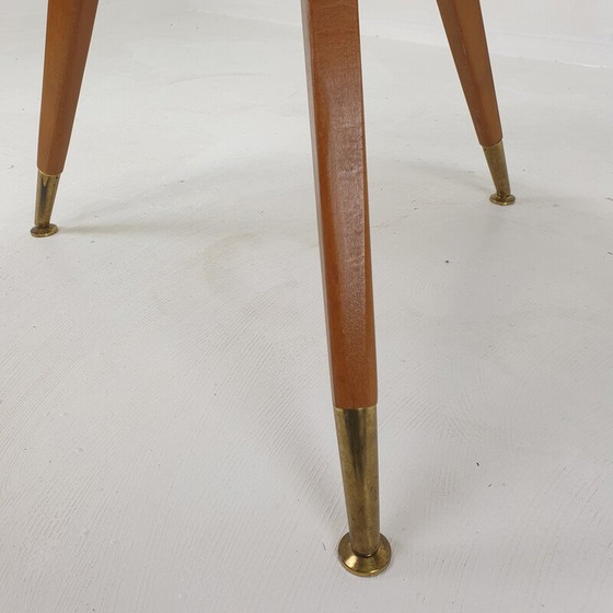 Image 1 of Table d'appoint italienne vintage en bois avec pieds en laiton, années 1960