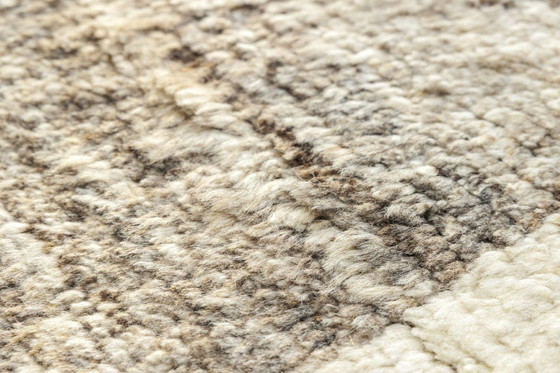 Image 1 of Tapis vintage noué à la main