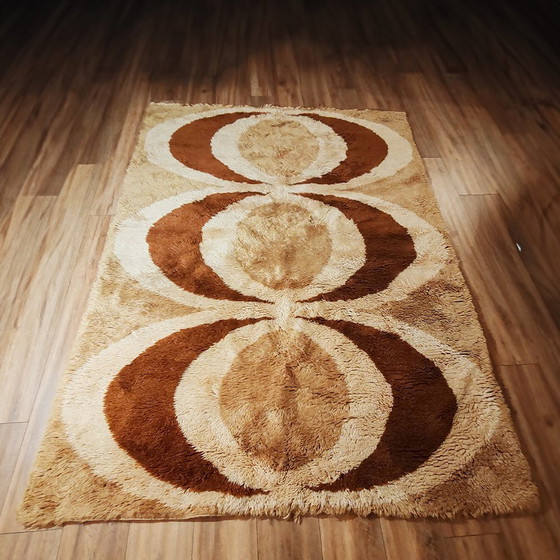Image 1 of Tapis de l'ère spatiale des années 1970 en laine.
