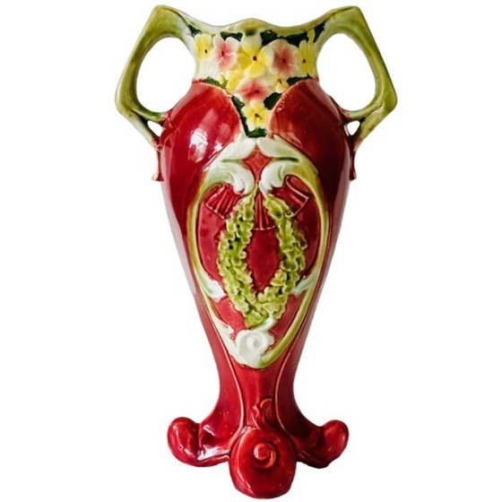 Image 1 of Vase en majolique de style art déco rouge cerise barbotine 1970