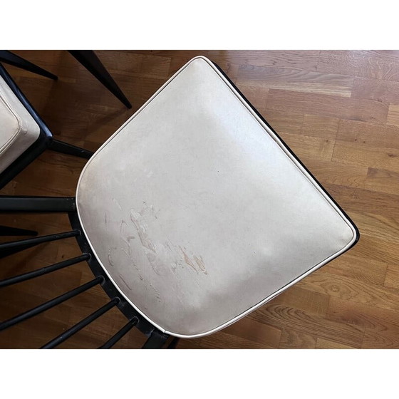 Image 1 of Ensemble de 6 chaises vintage en bois laqué et skaï par Charles Ramos, 1950