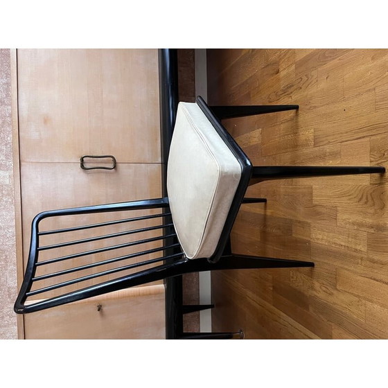 Image 1 of Ensemble de 6 chaises vintage en bois laqué et skaï par Charles Ramos, 1950