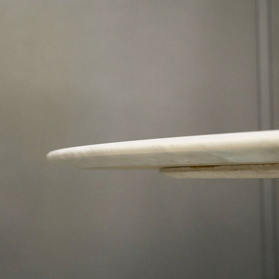 Image 1 of Table en marbre Tulip vintage par Eero Saarinen pour Knoll