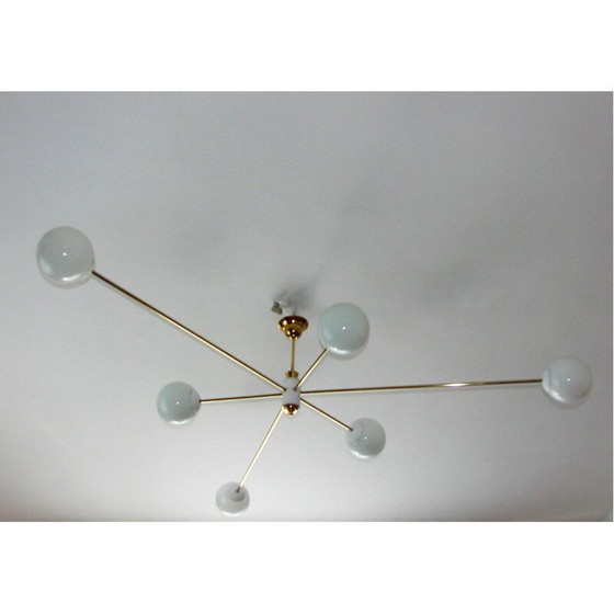 Image 1 of Lustre vintage en laiton et verre, 1960