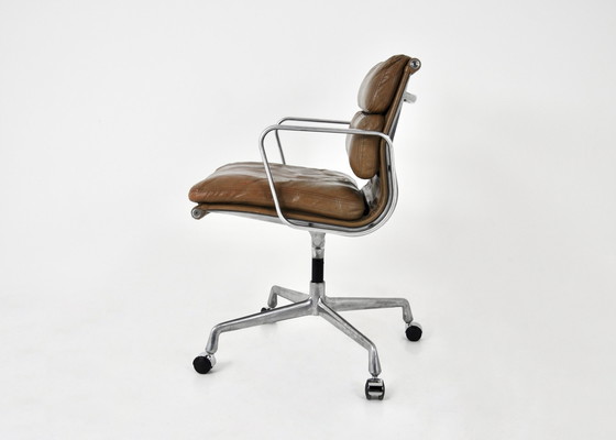 Image 1 of Chaise en cuir souple de Charles et Ray Eames pour Herman Miller, 1970S