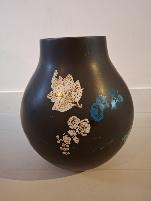 Vase noir - Objet de collection Hella Jongerius