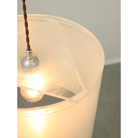 Image 1 of Lampe suspendue italienne vintage en plexiglas, années 1980