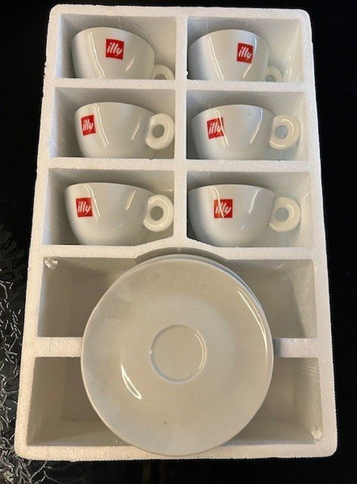 6 tasses à espresso Illy et soucoupes