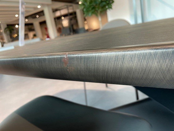 Image 1 of Cattelan Italia Table Tyron Showroom modèle