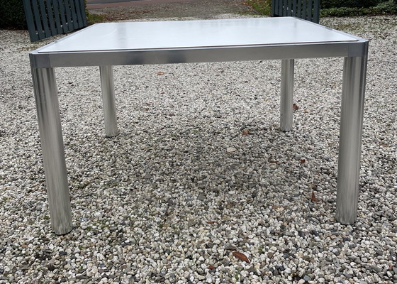 Image 1 of Artifort Table à manger Kho Liang Ie Plateau blanc et pieds en aluminium