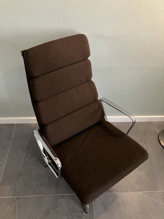 Image 1 of Eames Ea 222 Soft Pad Lounge Chair 1987 Vintage Vitra Design