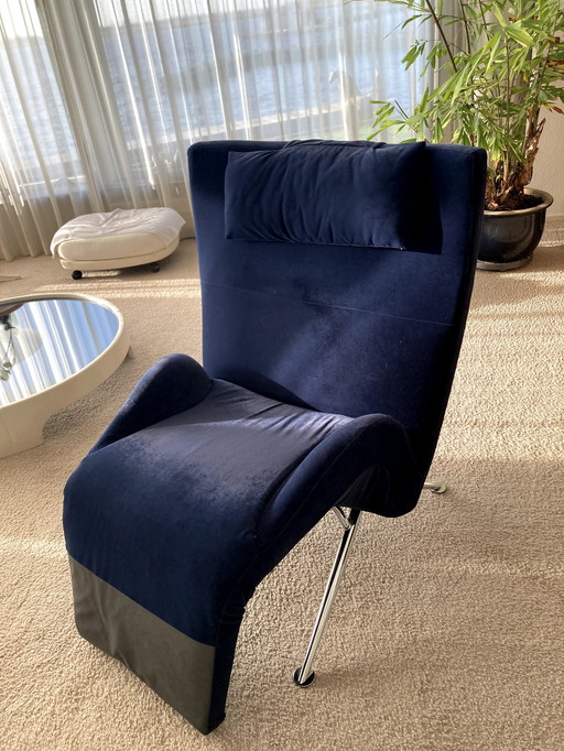 Chaise longue design bleue