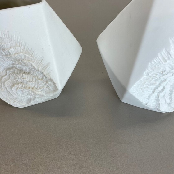 Image 1 of Paire de vases en porcelaine Op Art vintage par Ak Kaiser, Allemagne 1970