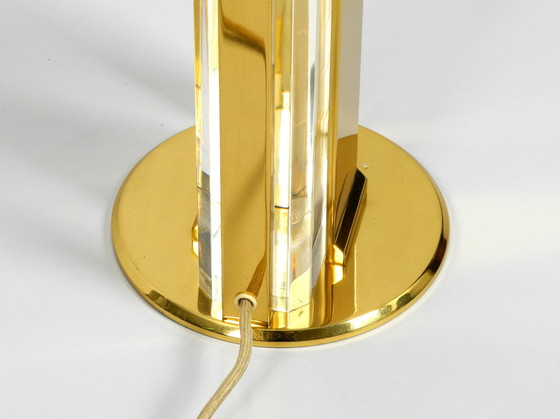 Image 1 of Très rare lampe de table Xxl en laiton et verre des années 1970 de la collection Vereinigte Werkstätten