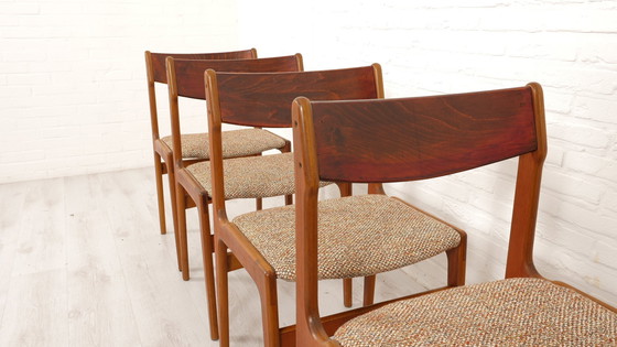 Image 1 of Ensemble de 6 chaises de salle à manger | Vintage | Re-upholstered