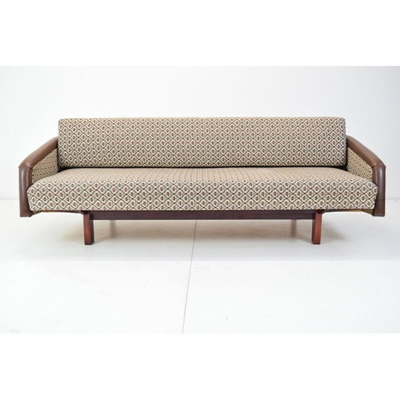 Image 1 of Canapé vintage 3 places en tissu et bois par Jitona, Tchécoslovaquie 1970