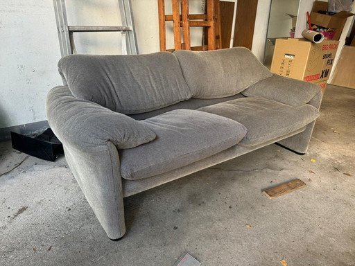 Cassina Maralunga Banc avec deux chaises - Gris