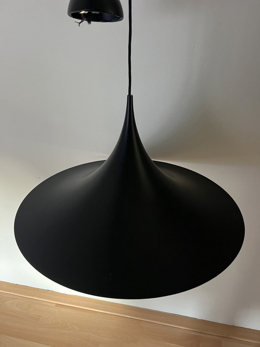 Gubi Semi-lampe suspendue noir mat