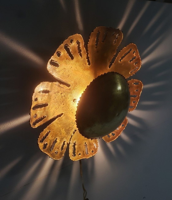 Image 1 of Svend Aage Holm, Paire D'Appliques Scandinaves "Flower", 1960