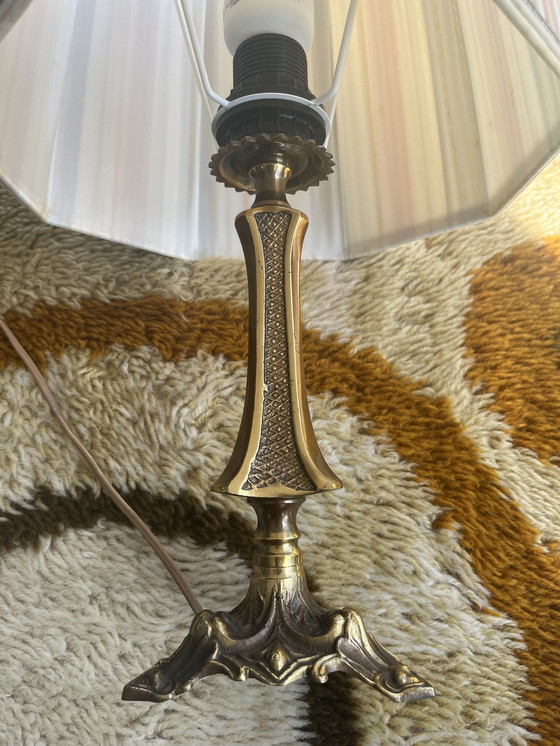 Image 1 of Lampe de table ancienne, laiton