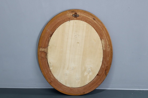 Image 1 of Miroir ovale en bois des années 1970, Italie