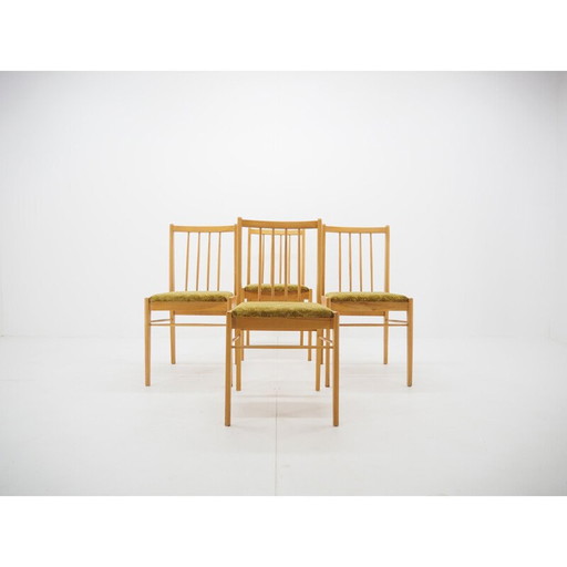 Ensemble de 4 chaises de salle à manger du milieu du siècle, Tchécoslovaquie, années 1970