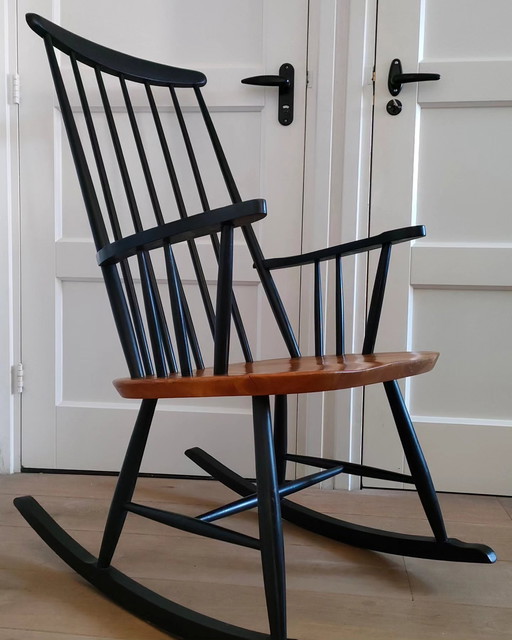 Fauteuil à bascule Vintage Ilmari Tapiovaara