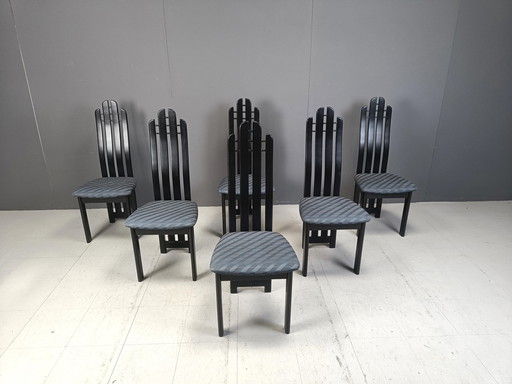 Chaises de salle à manger post-modernes en bois noir, années 1980