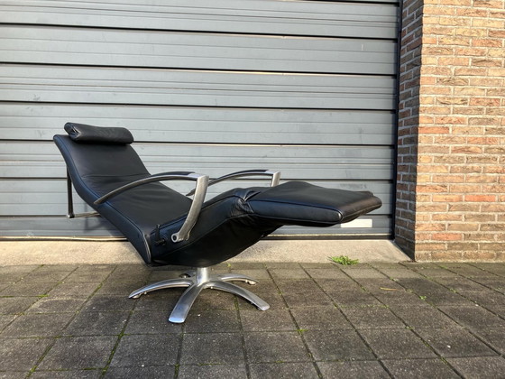 Image 1 of Jori Brainbuilder Relax Armchair, Medi, Mono-Move Black Leather Konia Black, Incl. Head Cushion