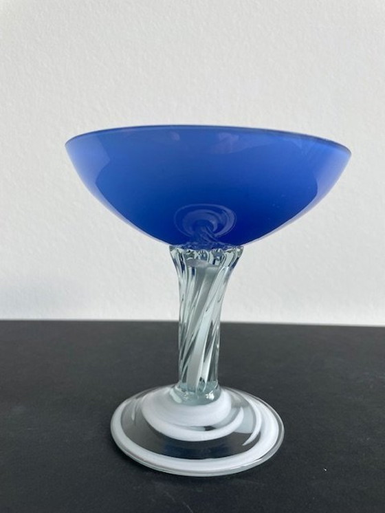 Image 1 of Élégant calice en verre de Murano bleu, blanc et transparent