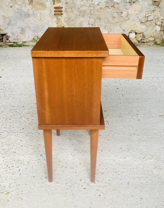 Image 1 of Table de nuit de style scandinave Mid Century par Capelle, 1970S