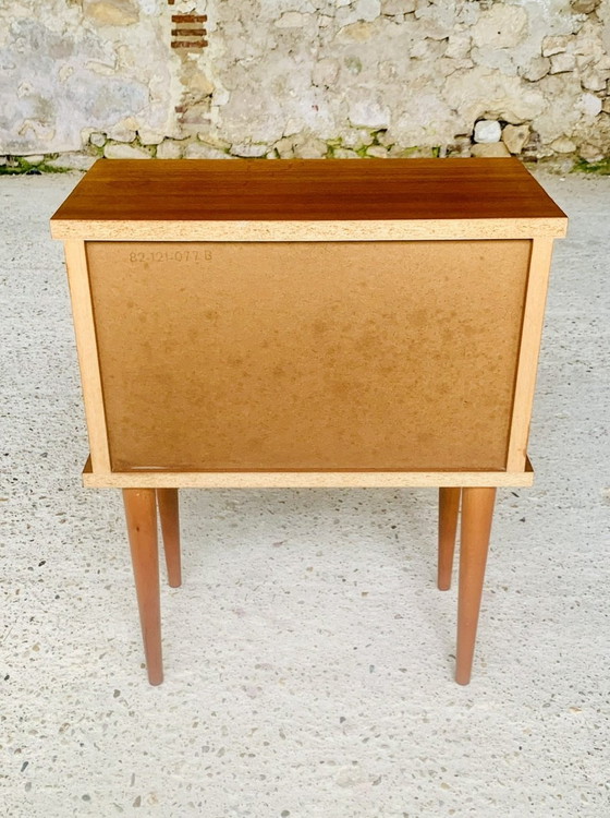 Image 1 of Table de nuit de style scandinave Mid Century par Capelle, 1970S