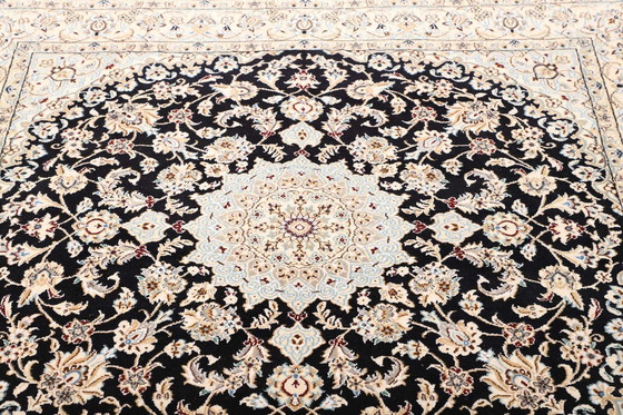 Image 1 of Elégant tapis persan noué à la main Naïn 9 Lah- Size. 150 X 150 cm -No.466246-01
