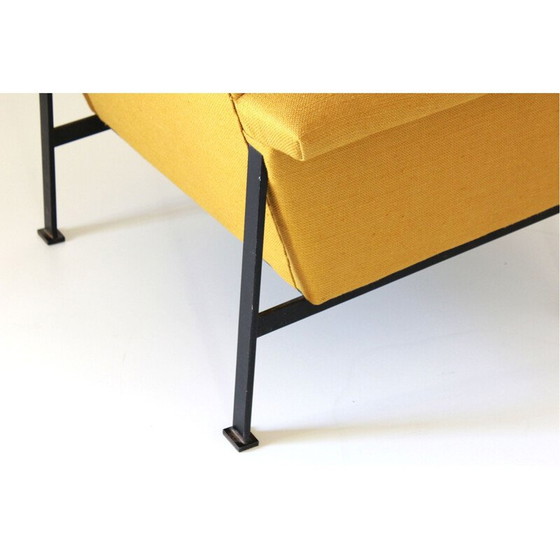 Image 1 of Fauteuil jaune vintage 1950