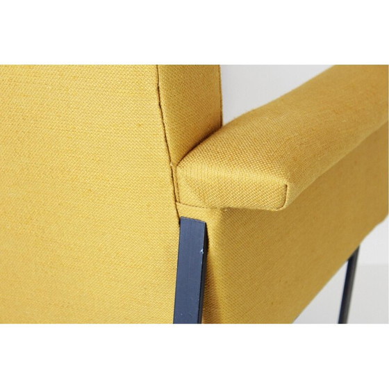 Image 1 of Fauteuil jaune vintage 1950