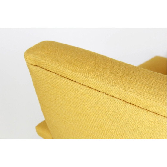 Image 1 of Fauteuil jaune vintage 1950